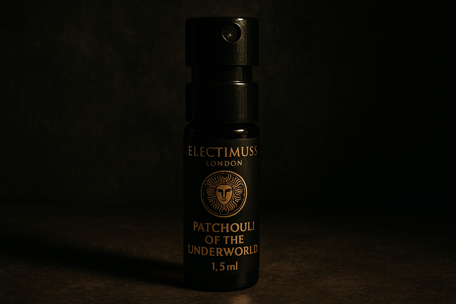 عينة عطر رسمية من إليكتيموس لندن باتشولي أوف ذا أندر وورلد، 1.5 مل (0.05 أونصة سائلة)