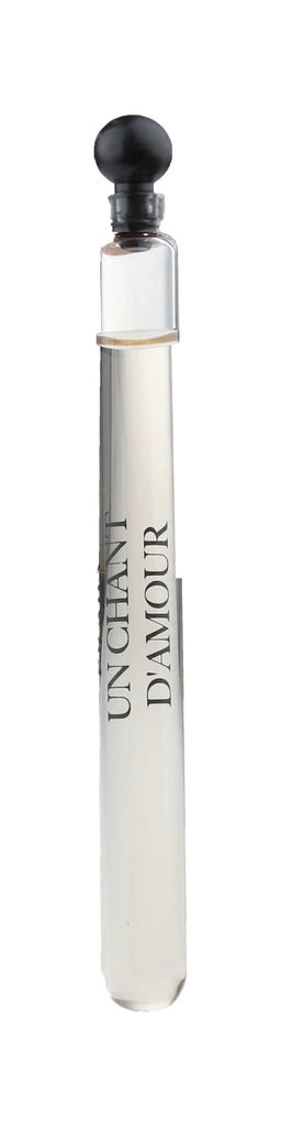 برادا أون شانت دامور أولفاكتوريز ميني 4 مل 0.14 أونصة سائلة. أوز. عطر Parfému الرسمي، Prada Un Chant D'amour Olfactories mini 4ml 0.14 fl. أوز. عطر برادا أون شانت دامور أولفاكتوريز ميني 4 مل 0.14 أونصة سائلة. أوز. عطر oficjalna próbka، Prada Un Chant